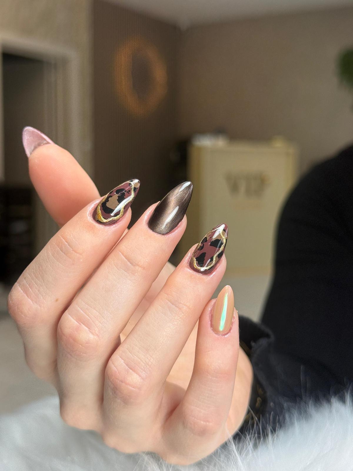 Leopard print nail art